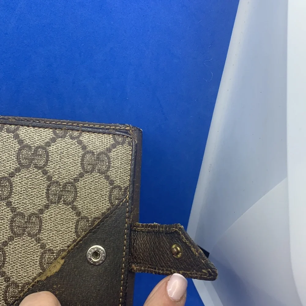 Rarest Gucci GGโ Vintage canvas & leather wallet - Picture 12 of 14